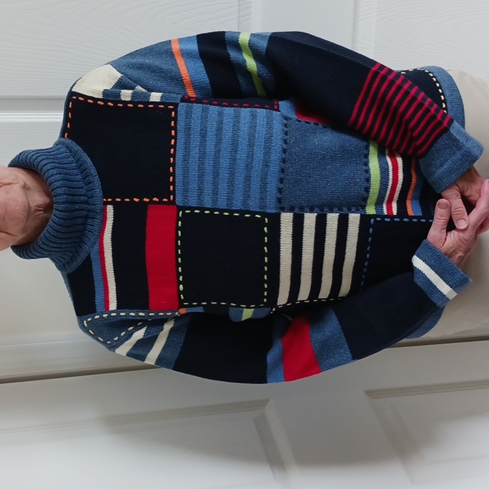Vintage Crazy Horse turtleneck sweater with patchwork design 🍁